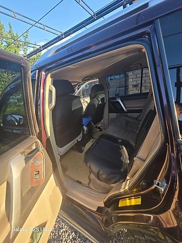 го парк: Toyota Land Cruiser Prado: 2011 г., Автомат, Дизель, Внедорожник — 3