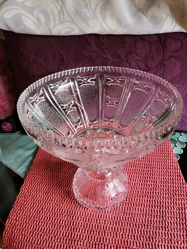Ostalo posuđe: Bombonijera nova,rucni rad,kristal,led kristal Zajecar 70te — 10