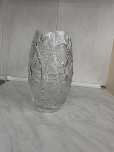 Наборы посуды: Продаю чешский хрусталь б/у, в отличном состоянии. Вазы разного at lalafo.kg — 1 Наборы посуды: Продаю чешский хрусталь б/у, в отличном состоянии. Вазы разного — 1