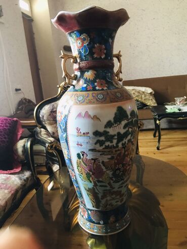 Vazalar: Guldan qedimi boyukdur ev dekoru ucun saxsidandir ustunde nagillardan — 10