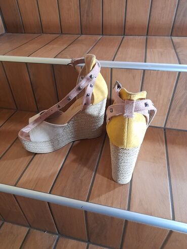 5th avenue sandale: Sandals, 37