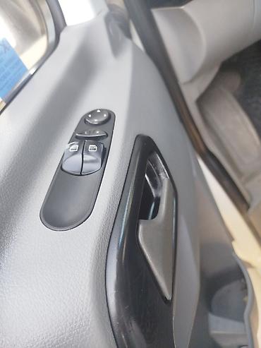 Легкий грузовой транспорт: Легкий грузовик — 11