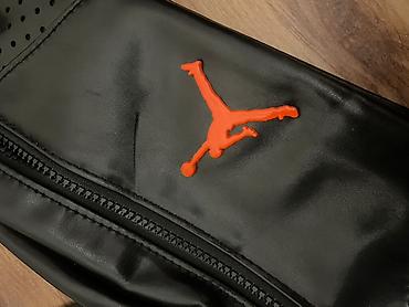 Çantalar: Jordan bel çantası (waist bag) - Rəng: qara, narıncı detallarla - — 2