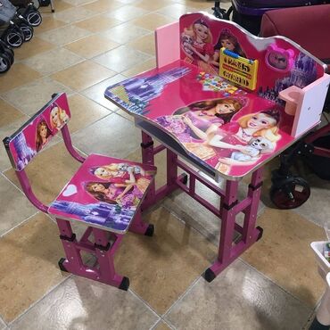 usaq masasi: Детские столы