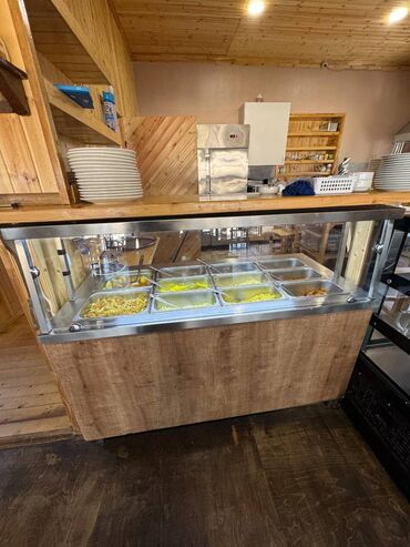 Restoran, kafelər: Xətai rayonu, Babək prospekti, əsas yoldan 50 metr içəridə, ümumi — 10