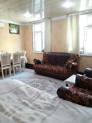 yeni guneşlide ucuz evler: Bakı, Yeni Günəşli Massiv V, 2 otaqlı, Köhnə tikili, m. Xalqlar Dostluğu, 52 kv. m — 2