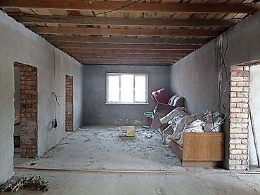 Продажа коттеджей и домов: Продаётся дом/помещение под завершение ремонта. Описание: - Кирпичные — 5