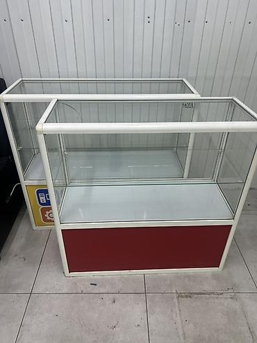 Торговое оборудование: Торговое оборудование для магазина/островка Комплект включает: - Две — 2