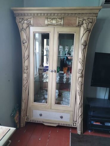 rif mebel: İşlənmiş, Komod, Divan, Servant, Kredit yoxdur, Malayziya