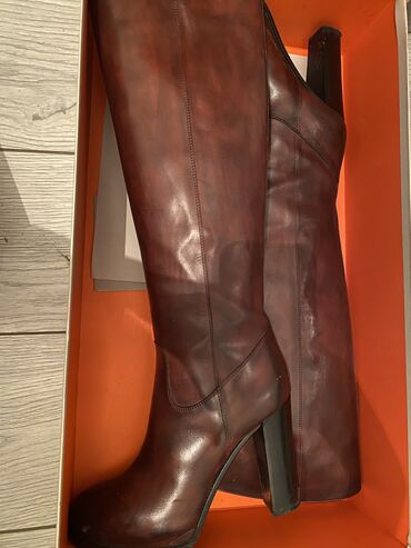 новая женская обувь: Сапоги, 37.5, цвет - Коричневый, SANTINI