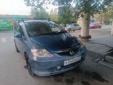 Honda: Honda Fit: 2004 г., 1.5 л, Типтроник, Бензин, Седан