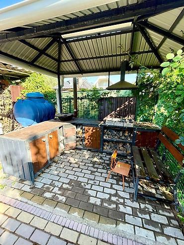 Продажа коттеджей и домов: 🏡 Продается уютная двухэтажная дача в Воронцовке! 📍 Локация — 14