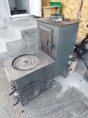 кухня набор: Металлическая печь-буржуйка с варочной поверхностью. Основные