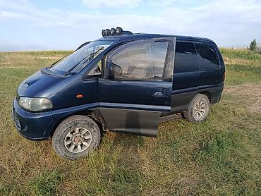 Mitsubishi Space Gear: 1995 г., 2.8 л, Дизель, Минивэн — 2