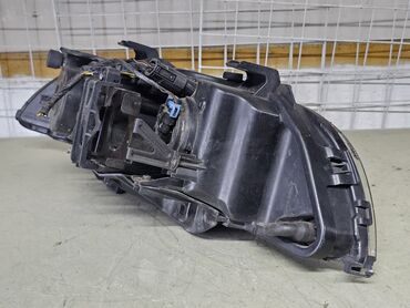 Передние фары: Передняя левая фара BMW 1998 г., Б/у, Аналог — 21