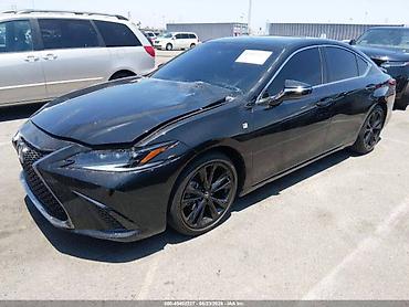 inter: Lexus ES: 2022 г., Автомат, Гибрид — 3