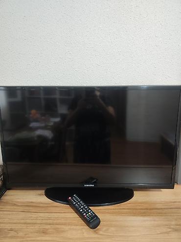 Samsung LED televizor + orijinal pult - Ekran ölçüsü təxminən 32" (82
