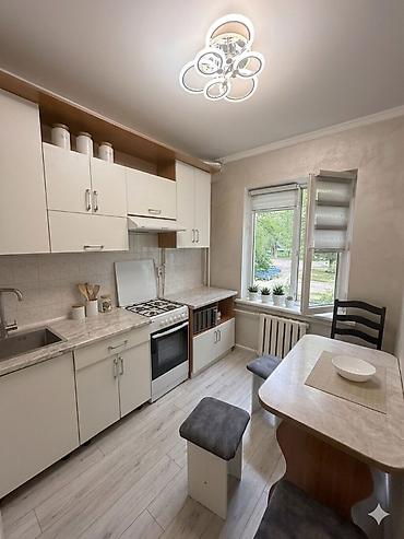 первомайская: 3 комнаты, 64 м², Кудайберген авторынок 105 серия, 1 этаж, Евроремонт — 7