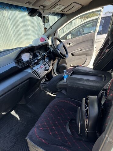 Honda: Honda Edix: 2004 г., 2 л, Автомат, Бензин, Минивэн — 10