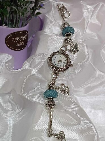 Setovi nakita: 2300 na lalafo.rs — 2 Setovi nakita: 2300 — 2