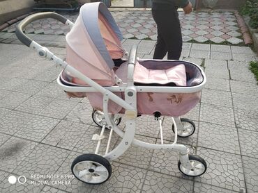 детская коляска mothercare: Коляска, цвет - Розовый, Б/у