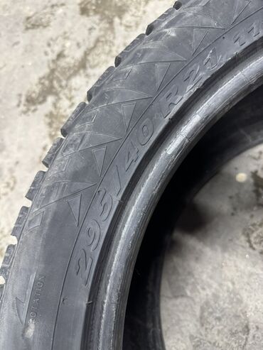 зимние шины на ниву 21214: Шины 295 / 40 / R 21, Зимняя шипованная, Комплект, Внедорожные (АТ/МТ), Pirelli