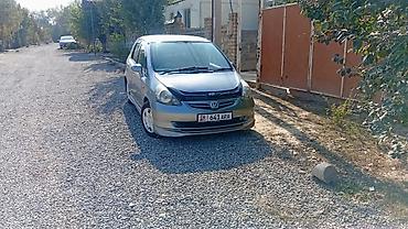 почивник фит: Honda Fit: 2005 г., 1.5 л, Автомат, Бензин, Хэтчбэк — 4