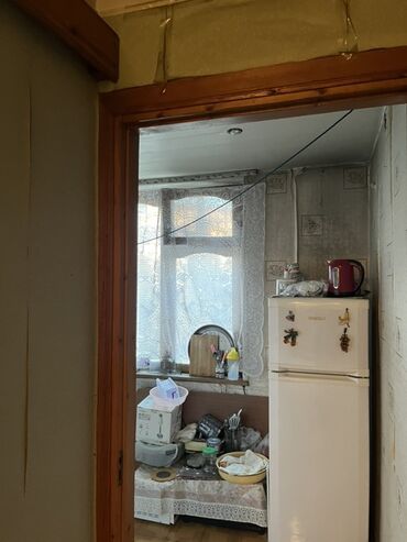 Köhnə tikili: Bakı, 7-ci mikrorayon, 1 otaqlı, Köhnə tikili, m. Azadlıq Prospekti, 35 kv. m — 11