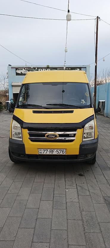 Ford: Ford Transit: 2.4 l | 2008 il 194000 km Van body type — 1