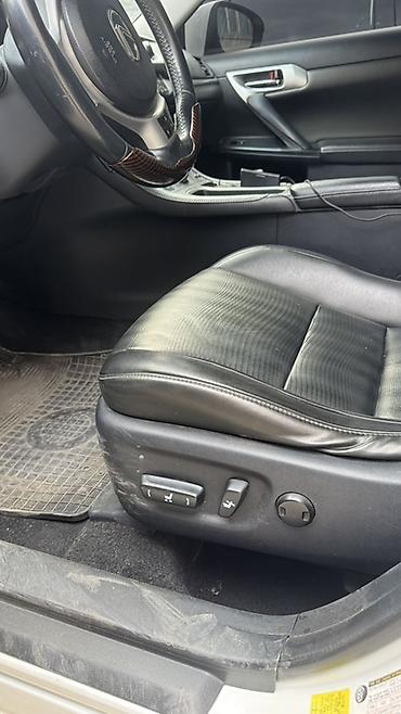 01: Lexus CT: 2013 г., 1.8 л, Автомат, Гибрид, Хэтчбэк — 7