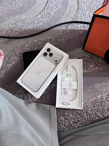 iphone 17 бу: IPhone 17 Pro Max, Новый, 256 ГБ, White Titanium, Зарядное устройство, Чехол, Кабель, 100 % — 3