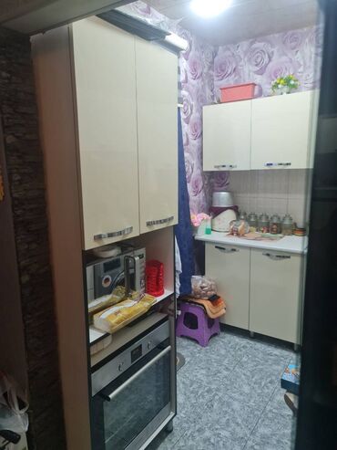 Köhnə tikili: Bakı, 2-ci mikrorayon, 2 otaqlı, Köhnə tikili, m. Memar Əcəmi, 56 kv. m — 21