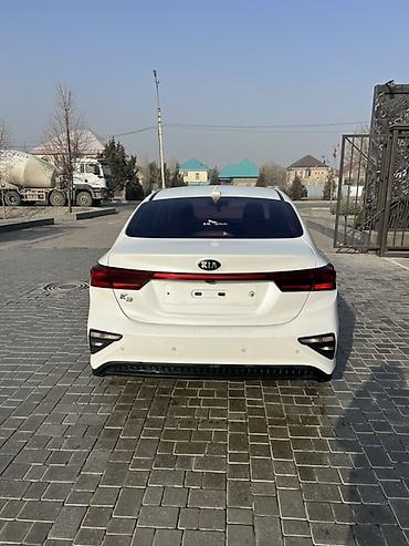 Kia: Kia Cerato: 2020 г., 1.6 л, Автомат, Бензин, Седан — 4