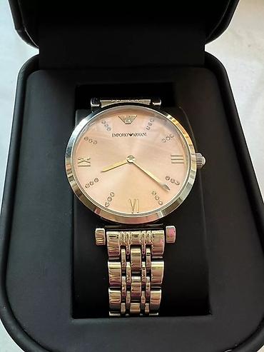 qizil qolbaqlar: Emporio Armani qadın qol saatı (orijinal Emporio Armani qutusu və — 1