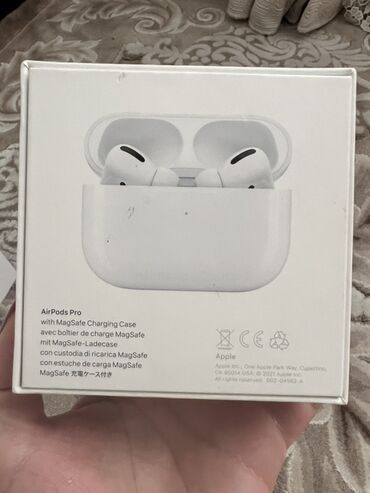 кобура для телефона: Apple AirPods Pro (MagSafe şarj qutusu ilə) Xüsusiyyətlər: - Model