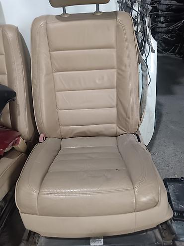 Bej rəngli orijinal avtomobil ön oturacağı Volkswagen Touareg 2006 - lalafo.az -da Bej rəngli orijinal avtomobil ön oturacağı Volkswagen Touareg 2006 -