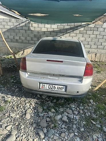 салон на гольф 4: Opel Vectra: 2002 г., Механика, Седан — 1