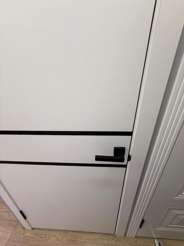 двери с двух сторон из бельгии: Жабык ички эшик, Боёлгон, түсү - Ак