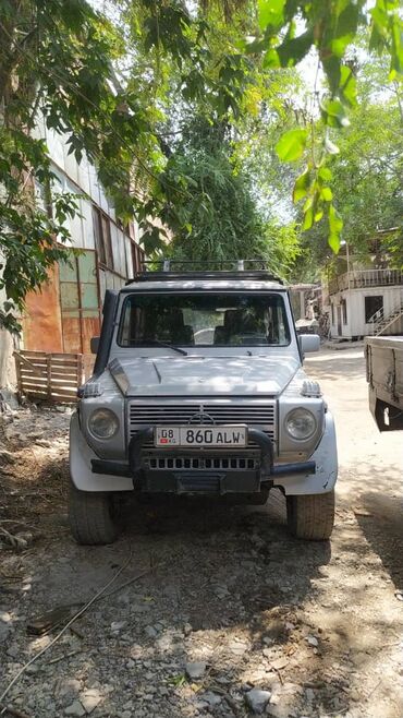срочно продать машину: Mercedes-Benz G-Class: 1984 г., 3 л, Механика, Дизель, Внедорожник