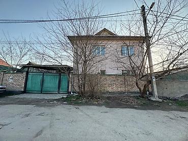 Продажа коттеджей и домов: Продается 2 этажный дом в районе Рабочего городка, на пересечении улиц — 1