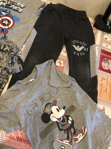 Köynəklər: 5-7 yasha geyimler,yaxshi veziyyetde,hem shalvar hem koynekler — 5