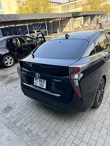 авто бишкек машина кж: Toyota Prius: 2015 г., 1.8 л, Вариатор, Гибрид, Хетчбек — 5