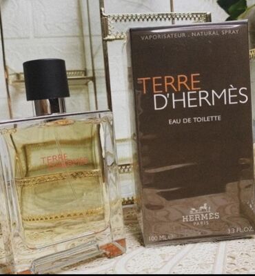 Ətriyyat: 😎Hermes Parfum 
A klass 100ml
qaliciliqi 8.10 saat