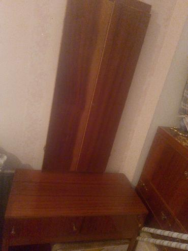 berber mirror second hand: Туалетный столик с трёхстворчатым зеркалом. - Материал: шпон/ламинат — 2