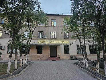 дзержинск: 3 комнаты, 70 м², Юг-2 мкр Сталинка, 2 этаж, Евроремонт — 1