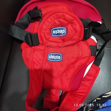демисезонные конверты для новорожденных: Chicco brendi qırmızı rəngli körpə daşıyıcısı - Önə taxılan daşıyıcı