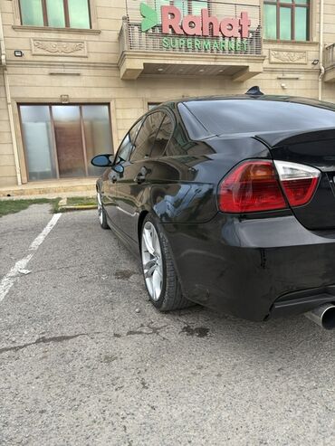BMW: BMW 3 series: 2 l | 2005 il Sedan — 6