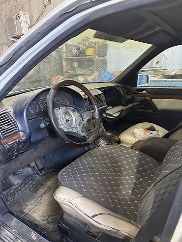 а 190: Mercedes-Benz S-Class: 1990 г., Седан — 4
