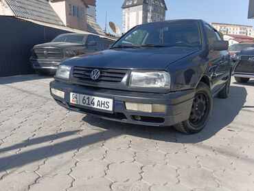 кузов 210: Volkswagen Vento: 1992 г., 1.8 л, Механика, Бензин, Седан