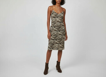 sukienki sylwester plus size: Women`s dress, size L (EU 40)